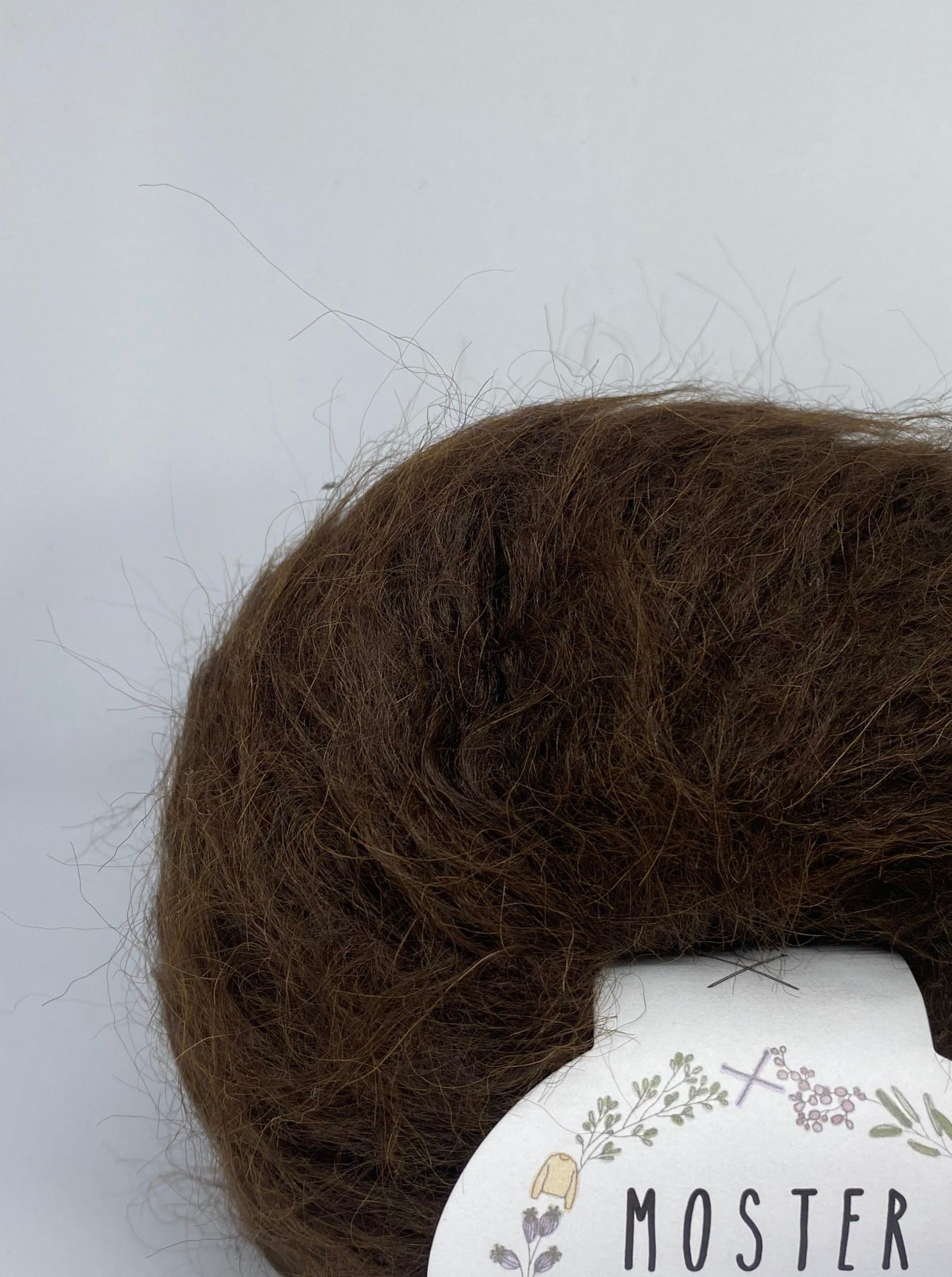 CHOCOLATE (SURI ALPACA & MERINO WOOL)